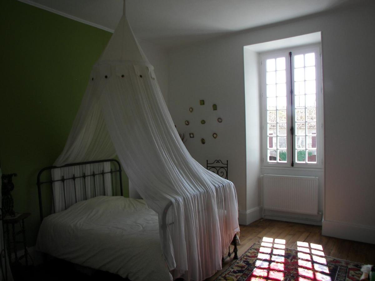 Domaine Du Noble Bed and Breakfast Saint-Jean-de-Thurac Buitenkant foto